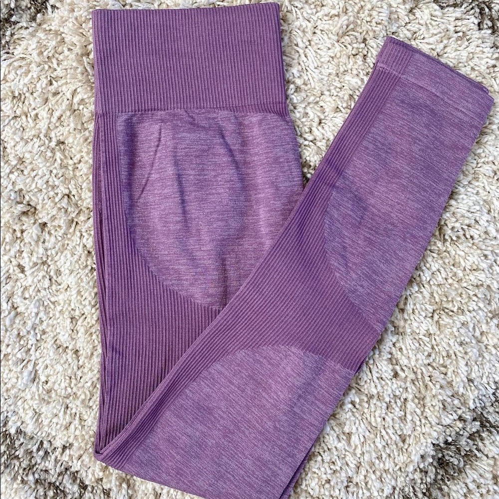 Seamless leggings